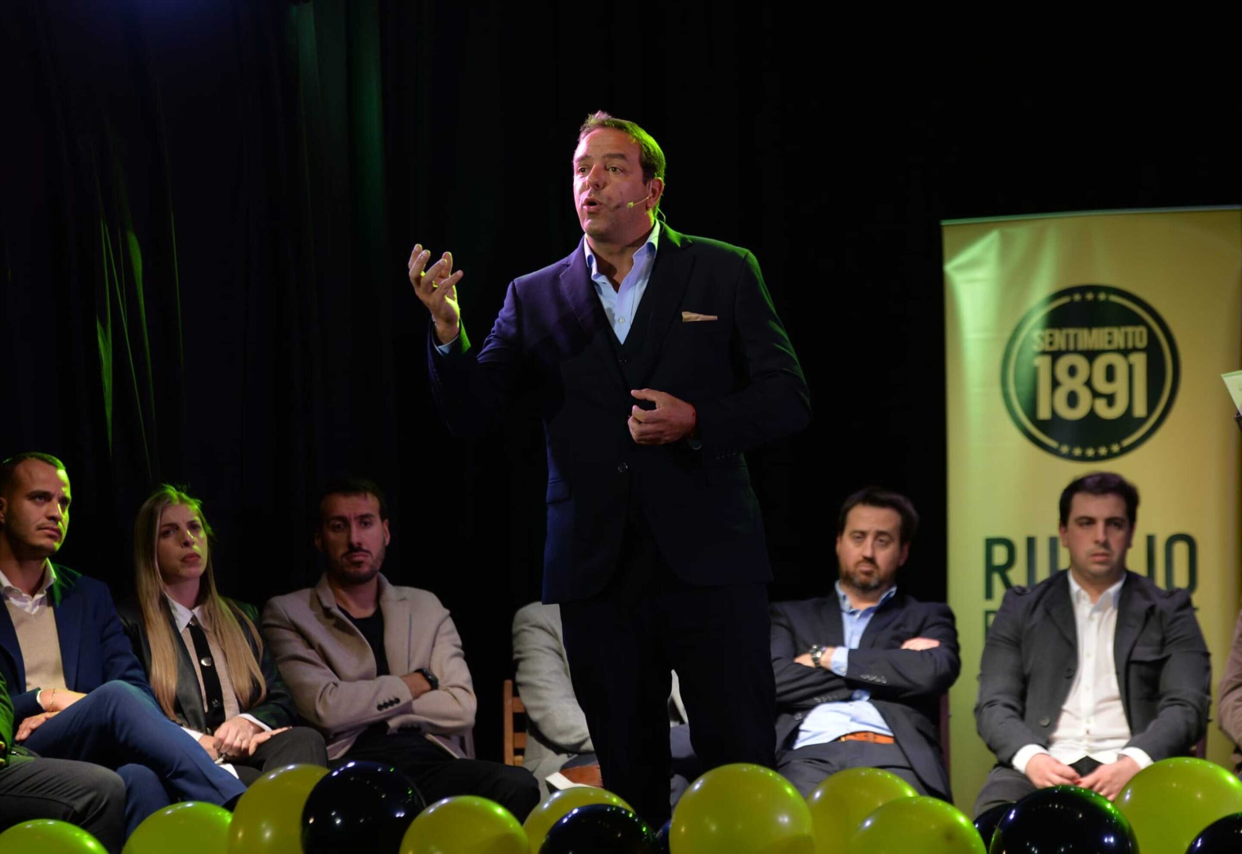 Ruglio presentó la candidatura a la reelección en Peñarol: su propuesta y la chicana de Zaidensztat a Nacional